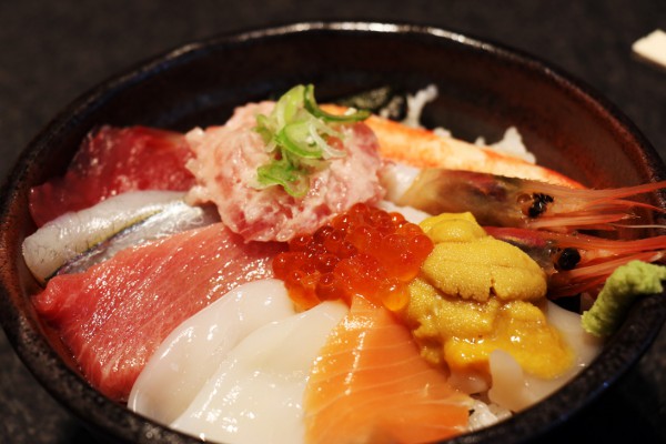スーパーなっとく丼を日本海さかな街で食べる！